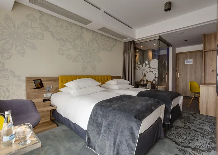 Puro Stare 4* Краков